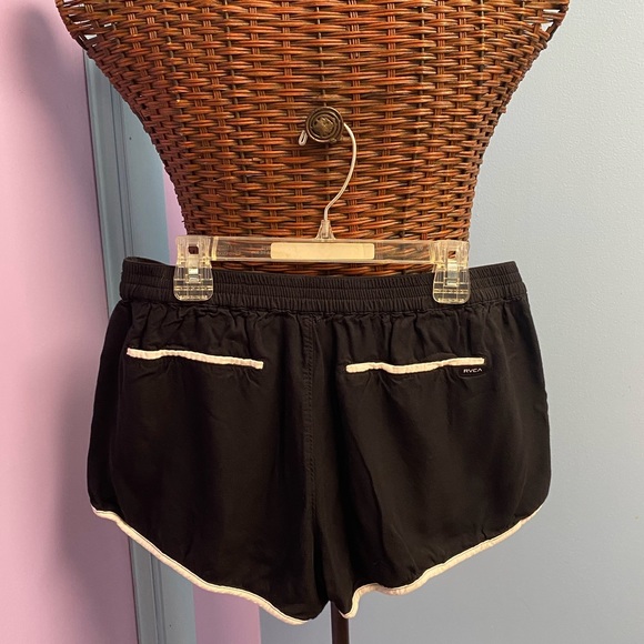 RVCA Black Rayon Shorts- Summer😎 Beach Surf Skate Shorts sz M - Picture 3 of 13